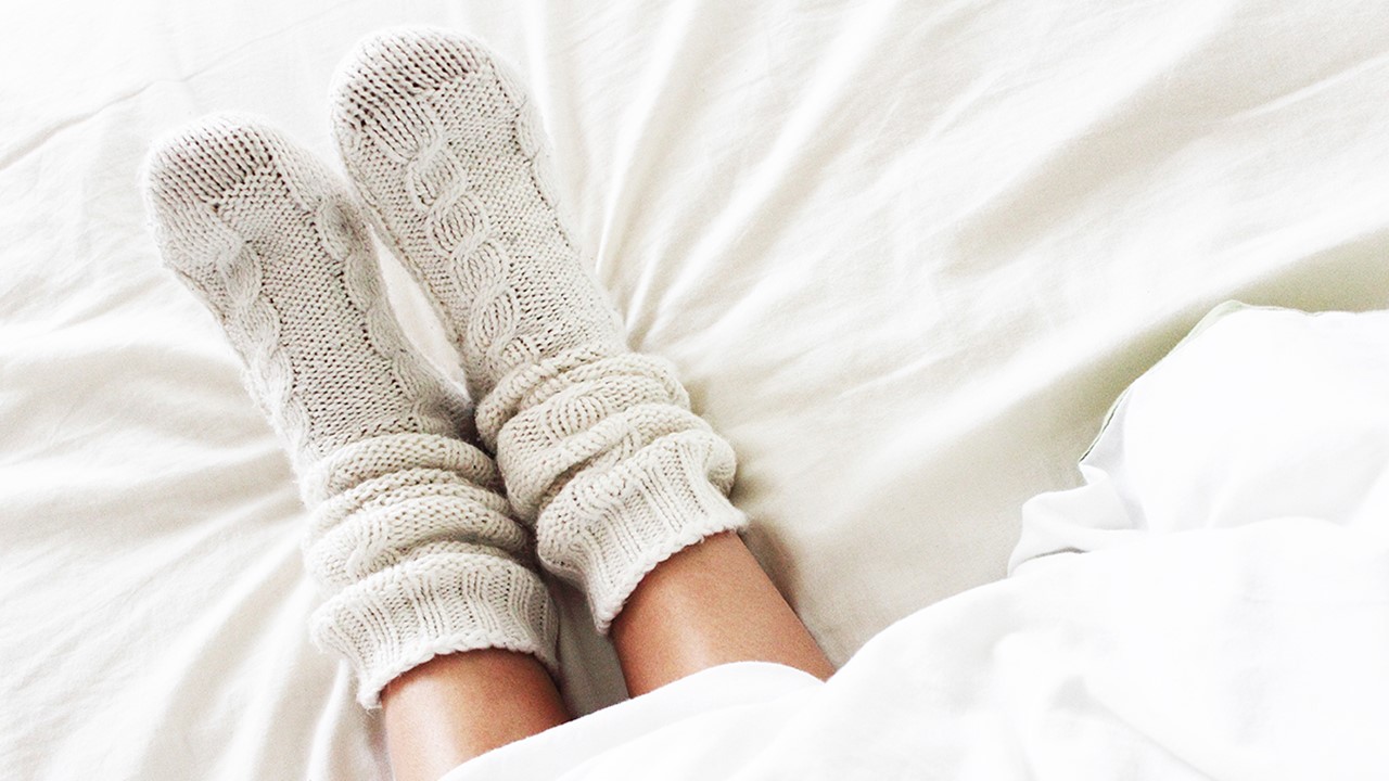 Panter vergeven Bij elkaar passen Precies dit moet je doen bij koude voeten in bed | Beddenreus